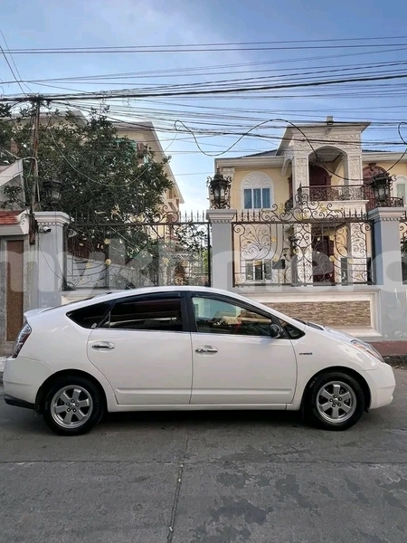Big with watermark toyota prius kampong speu province chbar mon 9625