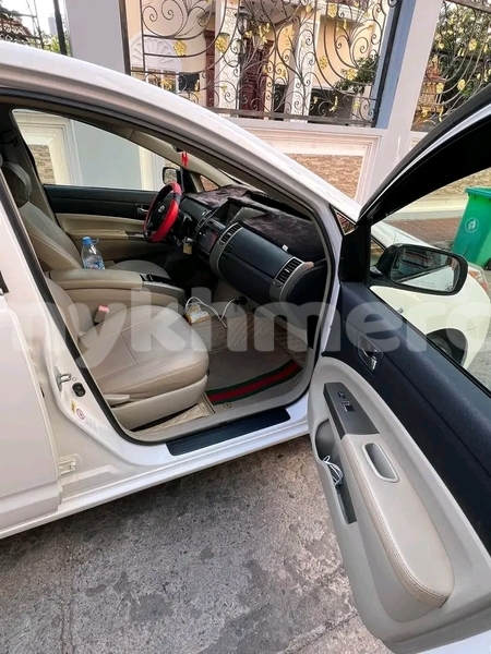 Big with watermark toyota prius kampong speu province chbar mon 9625