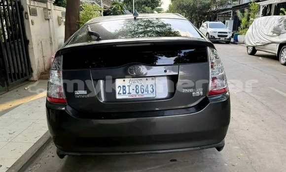 Buy Used Toyota Prius Other Car in Chbar Mon in Kampong Speu Province Buy Used Toyota Prius Other Car in Chbar Mon in Kampong Speu Province