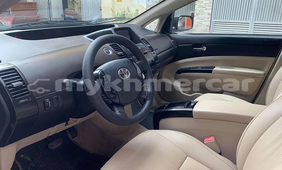 Buy Used Toyota Prius Other Car in Phnom Penh in Phnom Penh Buy Used Toyota Prius Other Car in Phnom Penh in Phnom Penh