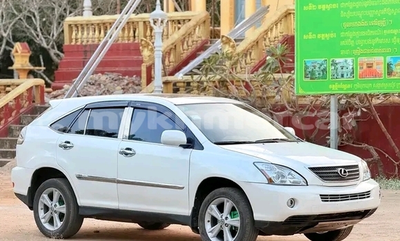 Buy Used Lexus SC 430 White Car in Chbar Mon in Kampong Speu Province Buy Used Lexus SC 430 White Car in Chbar Mon in Kampong Speu Province