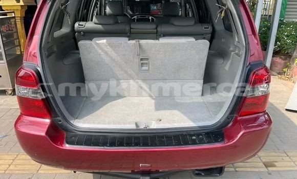 Buy Used Toyota Highlander Red Car in Battambang in Battambang Province Buy Used Toyota Highlander Red Car in Battambang in Battambang Province