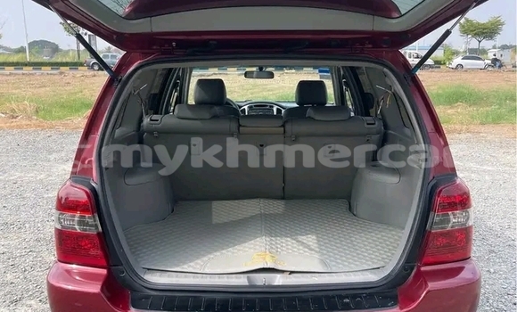 Buy Used Toyota Highlander Red Car in Battambang in Battambang Province Buy Used Toyota Highlander Red Car in Battambang in Battambang Province
