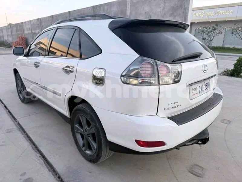 Big with watermark lexus lx kampong speu province chbar mon 9645