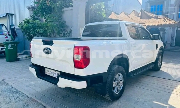 Buy Used Ford Ranger White Car in Banteay Meanchey in Banteay Meanchey Province Buy Used Ford Ranger White Car in Banteay Meanchey in Banteay Meanchey Province
