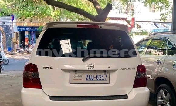 Buy Used Toyota Highlander White Car in Chbar Mon in Kampong Speu Province Buy Used Toyota Highlander White Car in Chbar Mon in Kampong Speu Province