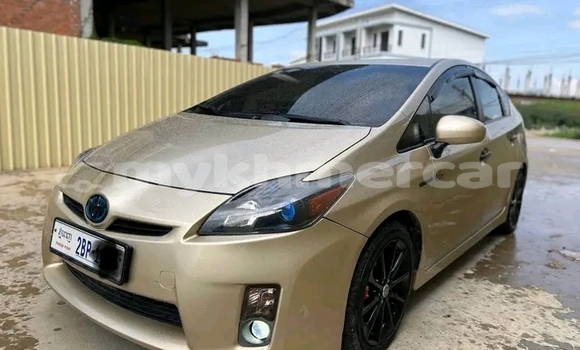 Buy Used Toyota Prius Other Car in Koulen in Preah Vihear Province Buy Used Toyota Prius Other Car in Koulen in Preah Vihear Province