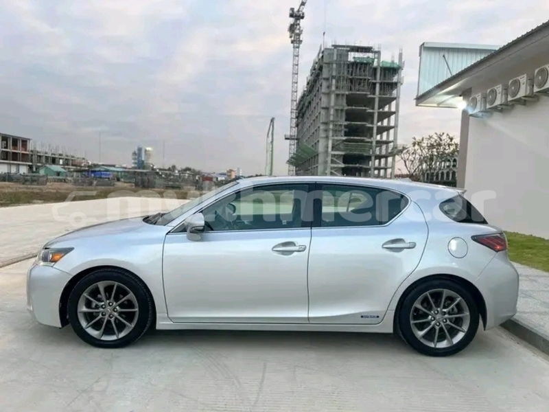 Big with watermark ford c max kampong speu province chbar mon 9663