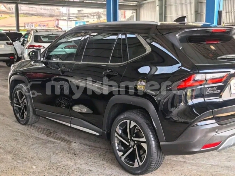 Big with watermark toyota yaris kampong speu province chbar mon 9665