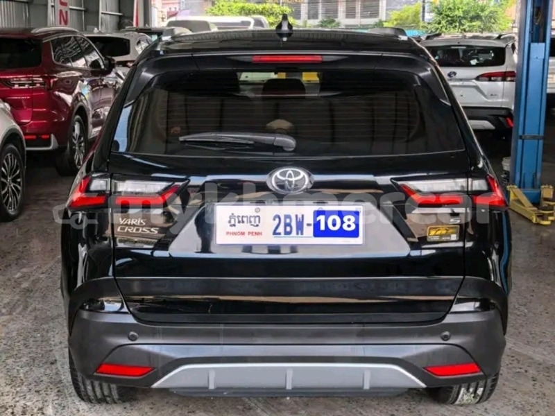 Big with watermark toyota yaris kampong speu province chbar mon 9665