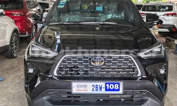 Buy Used Toyota Yaris Black Car in Chbar Mon in Kampong Speu Province Buy Used Toyota Yaris Black Car in Chbar Mon in Kampong Speu Province