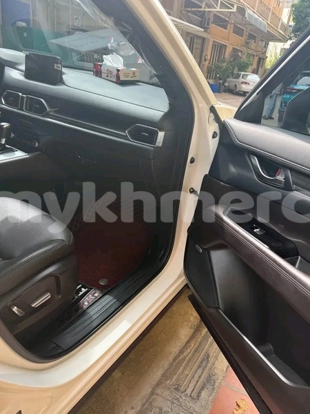 Big with watermark mazda cx 8 kampong speu province chbar mon 9666