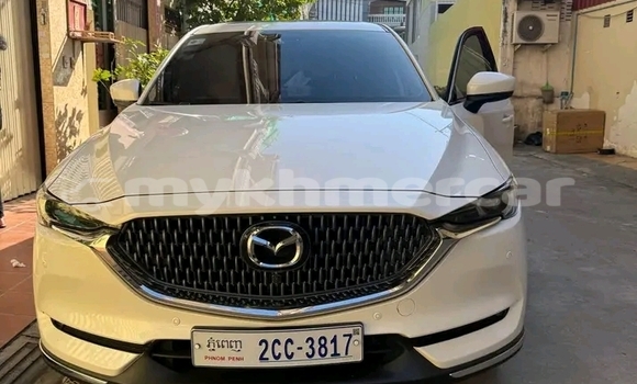 Buy Used Mazda CX-8 White Car in Chbar Mon in Kampong Speu Province Buy Used Mazda CX-8 White Car in Chbar Mon in Kampong Speu Province