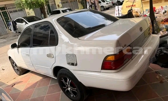 Buy Used Toyota Corolla Cross White Car in Cheom Ksan in Preah Vihear Province Buy Used Toyota Corolla Cross White Car in Cheom Ksan in Preah Vihear Province