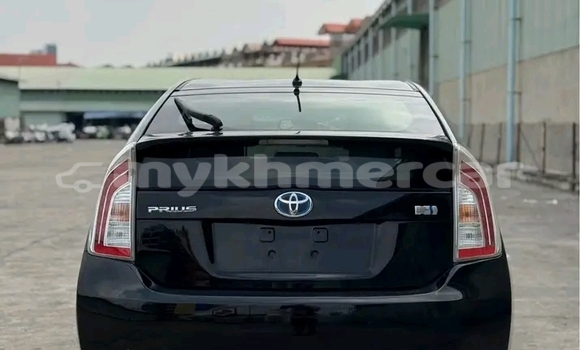 Buy Used Toyota Prius Black Car in Koulen in Preah Vihear Province Buy Used Toyota Prius Black Car in Koulen in Preah Vihear Province