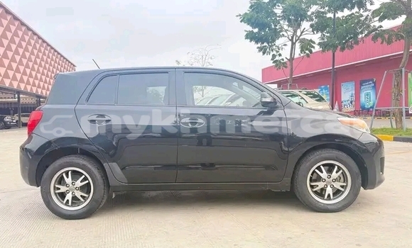 Buy Used Toyota Belta Black Car in Chbar Mon in Kampong Speu Province