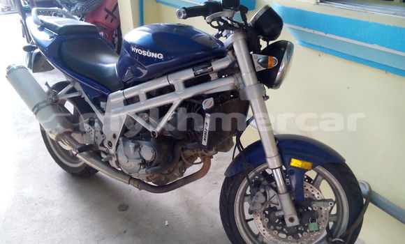 Buy Used Hyosung GT Blue Bike in Kampot in Kampot Province