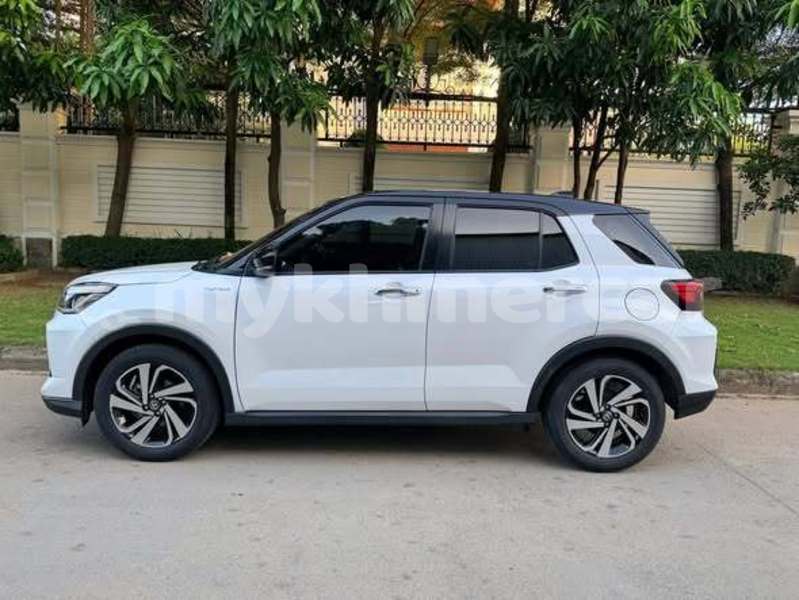Big with watermark toyota rav4 kampong speu province chbar mon 9687