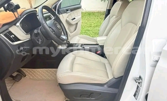 Buy Used MG Metro White Car in Chbar Mon in Kampong Speu Province