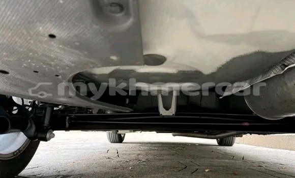 Buy Used Toyota Prius Other Car in Chbar Mon in Kampong Speu Province