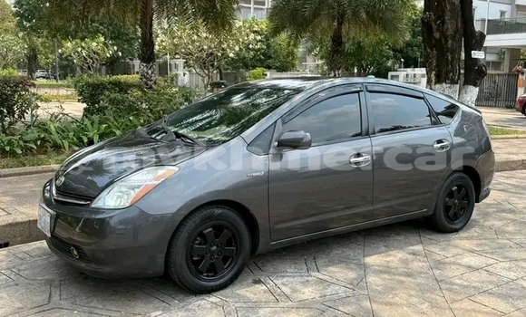 Buy Used Toyota Prius Other Car in Chbar Mon in Kampong Speu Province Buy Used Toyota Prius Other Car in Chbar Mon in Kampong Speu Province
