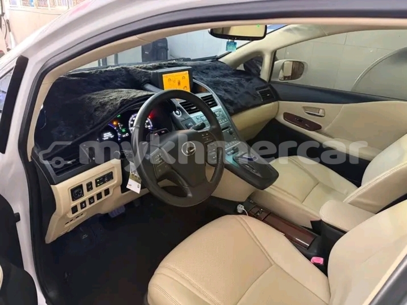 Big with watermark lexus is 300 kampong speu province chbar mon 9702