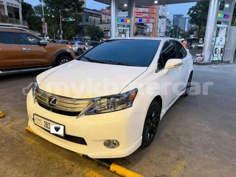 Big with watermark lexus is 300 kampong speu province chbar mon 9702