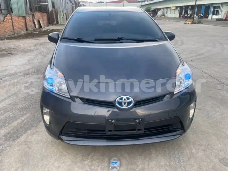 Big with watermark toyota prius kampong speu province chbar mon 9704
