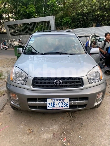 Big with watermark toyota rav4 kampong speu province chbar mon 9705