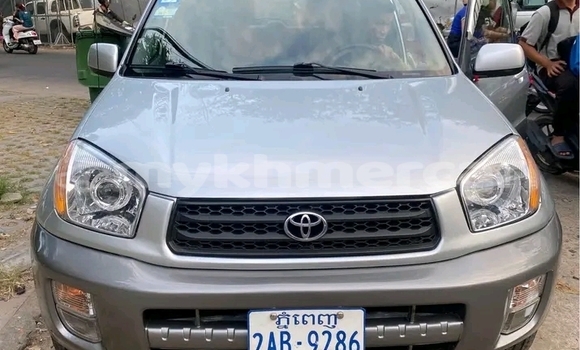 Buy Used Toyota RAV4 Other Car in Chbar Mon in Kampong Speu Province Buy Used Toyota RAV4 Other Car in Chbar Mon in Kampong Speu Province