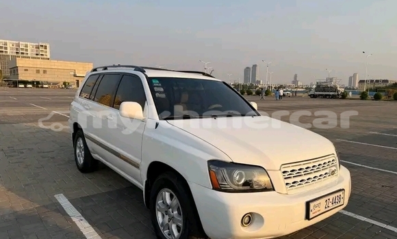 Buy Used Toyota Highlander White Car in Chbar Mon in Kampong Speu Province Buy Used Toyota Highlander White Car in Chbar Mon in Kampong Speu Province