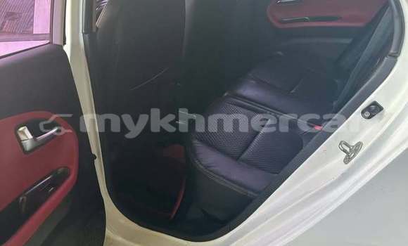 Buy Used Kia Morning White Car in Phnom Penh in Phnom Penh Buy Used Kia Morning White Car in Phnom Penh in Phnom Penh
