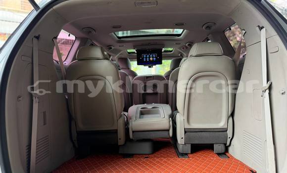 Buy Used Kia Carnival Other Car in Phnom Penh in Phnom Penh Buy Used Kia Carnival Other Car in Phnom Penh in Phnom Penh