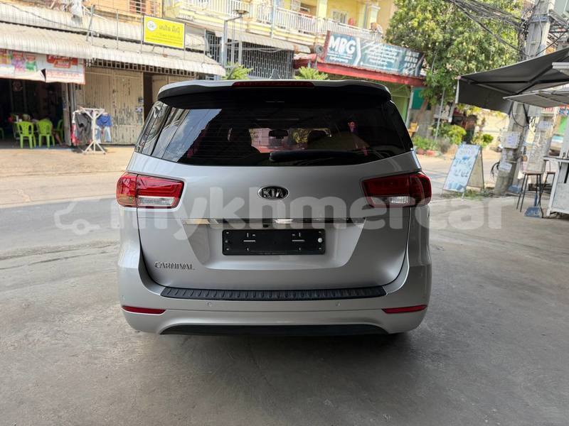 Big with watermark kia carnival phnom penh phnom penh 9724