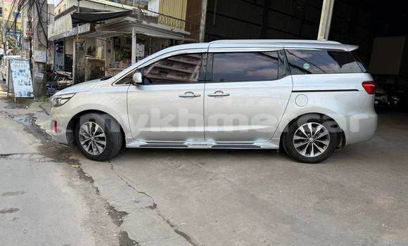 Buy Used Kia Carnival Other Car in Phnom Penh in Phnom Penh Buy Used Kia Carnival Other Car in Phnom Penh in Phnom Penh