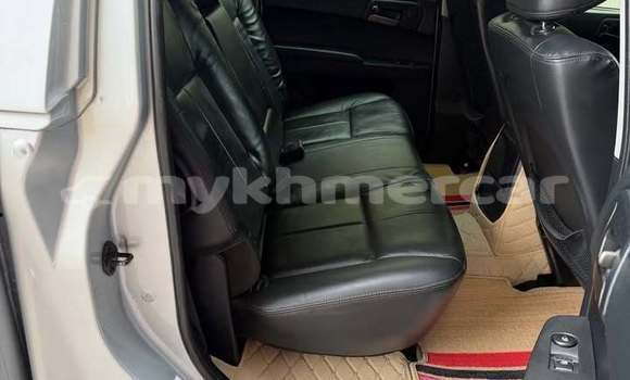 Buy Used Toyota Kluger Other Car in Phnom Penh in Phnom Penh Buy Used Toyota Kluger Other Car in Phnom Penh in Phnom Penh