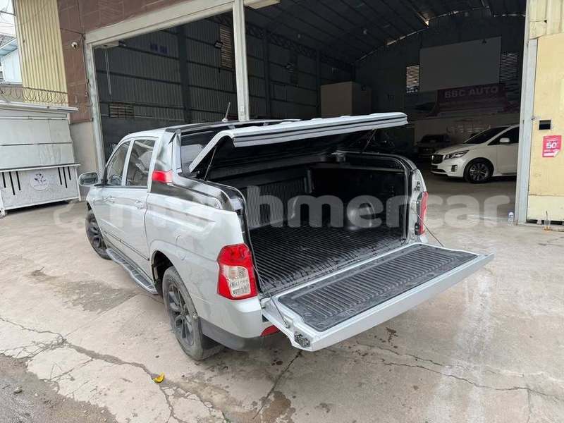 Big with watermark toyota kluger phnom penh phnom penh 9725