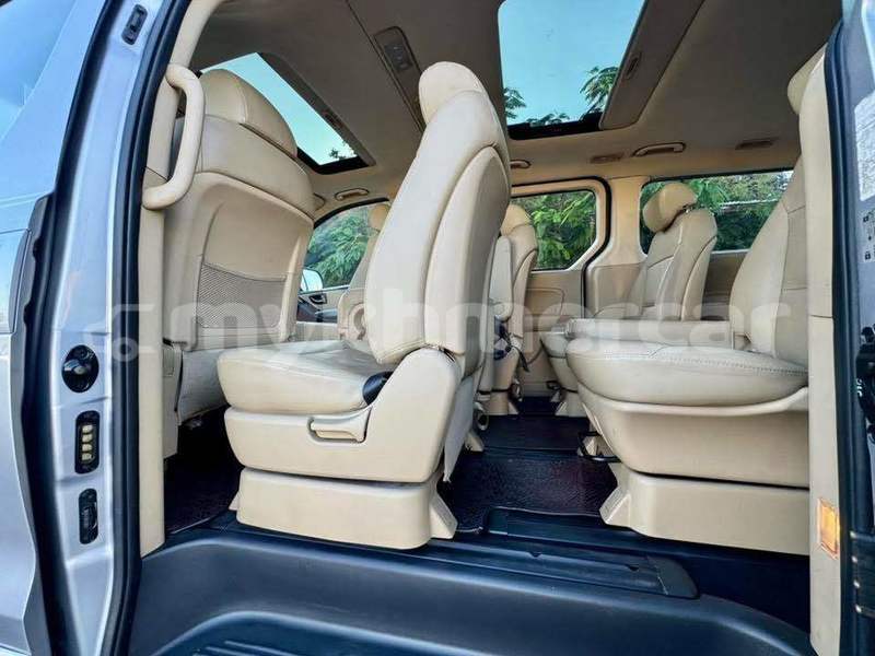 Big with watermark hyundai h1 phnom penh phnom penh 9736