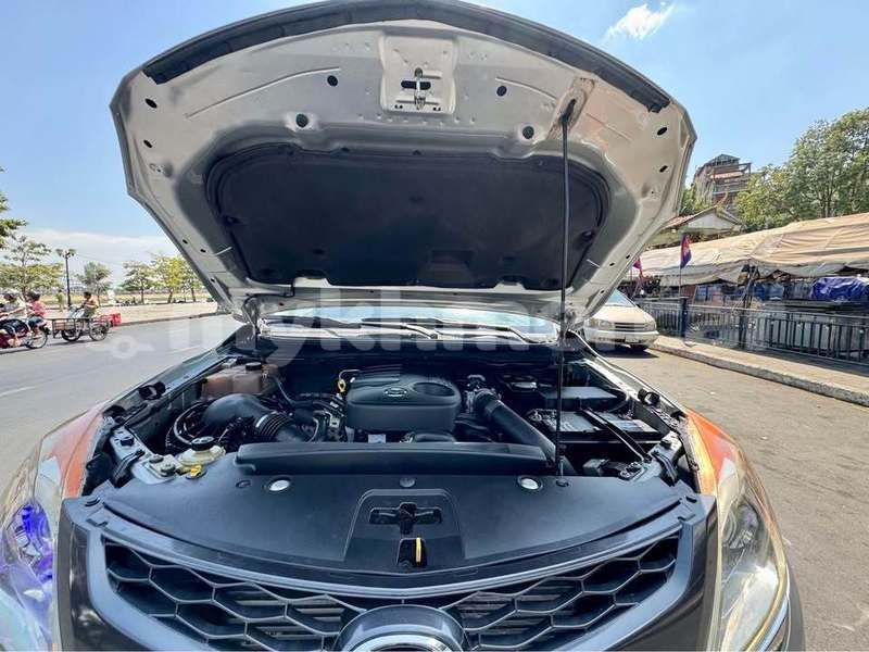 Big with watermark mazda bt 50 phnom penh phnom penh 9742