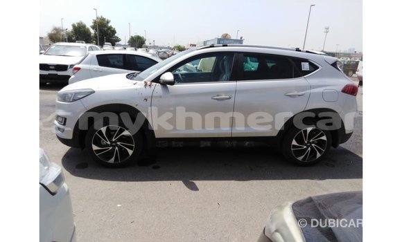Acheter Import Voiture Hyundai Tucson Autre à Import - Dubai, Kampot Province Acheter Import Voiture Hyundai Tucson Autre à Import - Dubai, Kampot Province