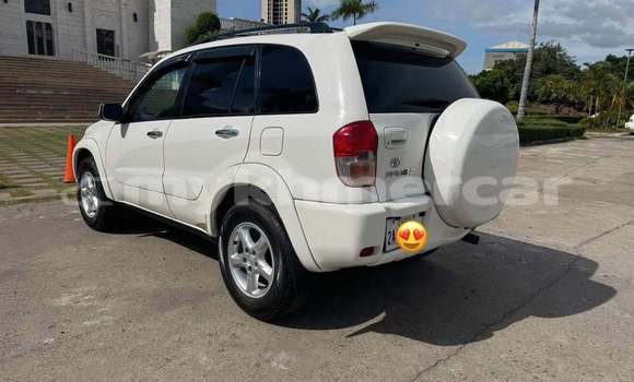 Buy Used Toyota RAV4 White Car in Phnom Penh in Phnom Penh Buy Used Toyota RAV4 White Car in Phnom Penh in Phnom Penh