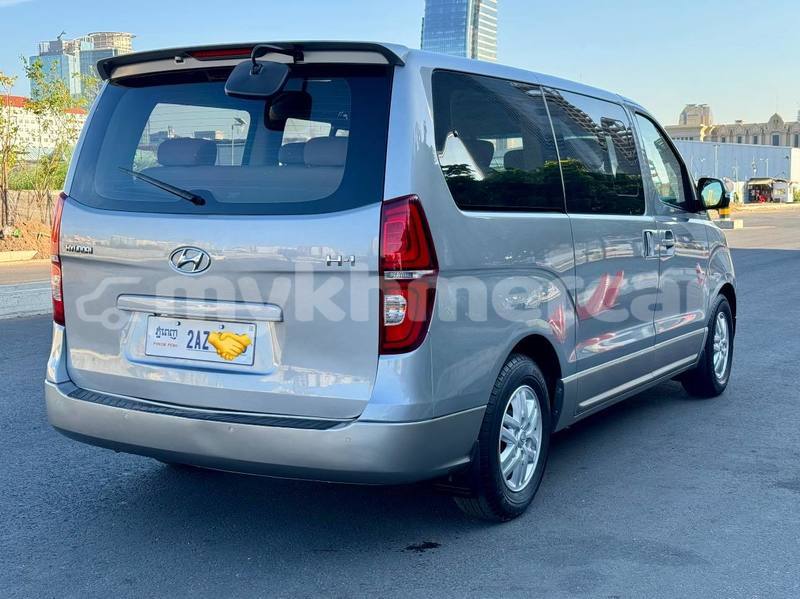 Big with watermark hyundai h1 phnom penh phnom penh 9762