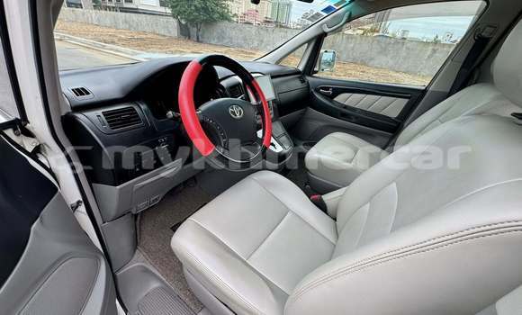 Buy Used Toyota Alphard White Car in Phnom Penh in Phnom Penh Buy Used Toyota Alphard White Car in Phnom Penh in Phnom Penh