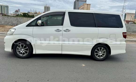 Buy Used Toyota Alphard White Car in Phnom Penh in Phnom Penh Buy Used Toyota Alphard White Car in Phnom Penh in Phnom Penh