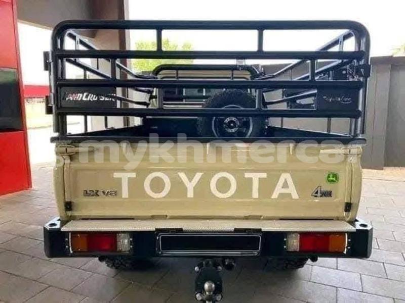 Big with watermark toyota land cruiser phnom penh phnom penh 9769