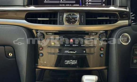 ទិញ បានប្រើ Lexus LX 570 White ឡាន} ក្នុង Phnom Penh ក្នុង Phnom Penh ទិញ បានប្រើ Lexus LX 570 White ឡាន} ក្នុង Phnom Penh ក្នុង Phnom Penh