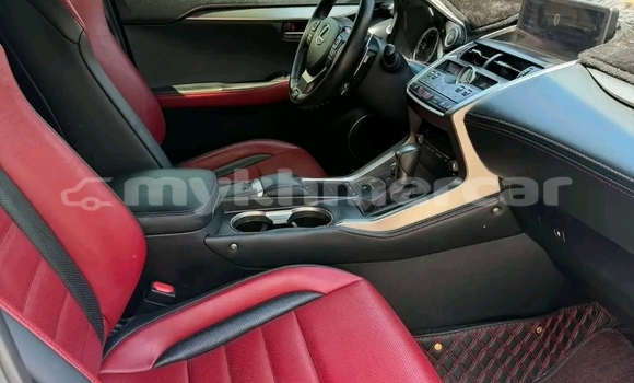 Buy Used Lexus RX 300 White Car in Doun Kaev in Takeo Province Buy Used Lexus RX 300 White Car in Doun Kaev in Takeo Province