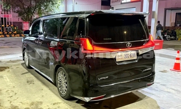 Buy Used Lexus LS Black Car in Chbar Mon in Kampong Speu Province Buy Used Lexus LS Black Car in Chbar Mon in Kampong Speu Province
