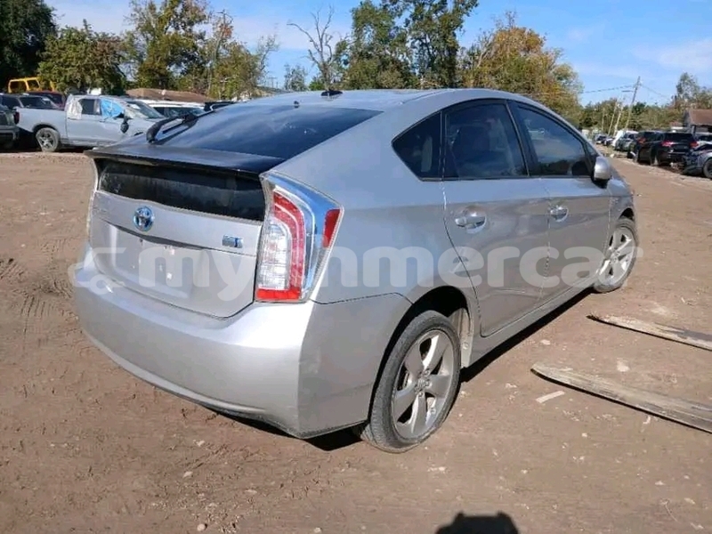 Big with watermark toyota prius svay rieng province bavet 9785