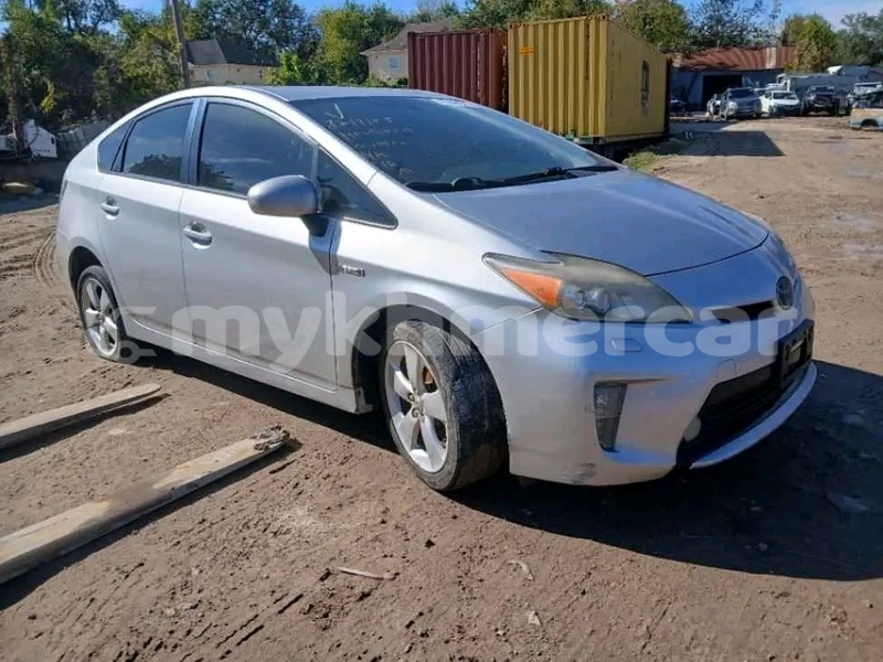 Big with watermark toyota prius svay rieng province bavet 9785